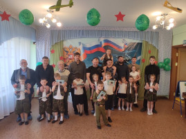 Праздники посвященные дню Защитников Отечества Праздники посвященные дню Защитников Отечества.